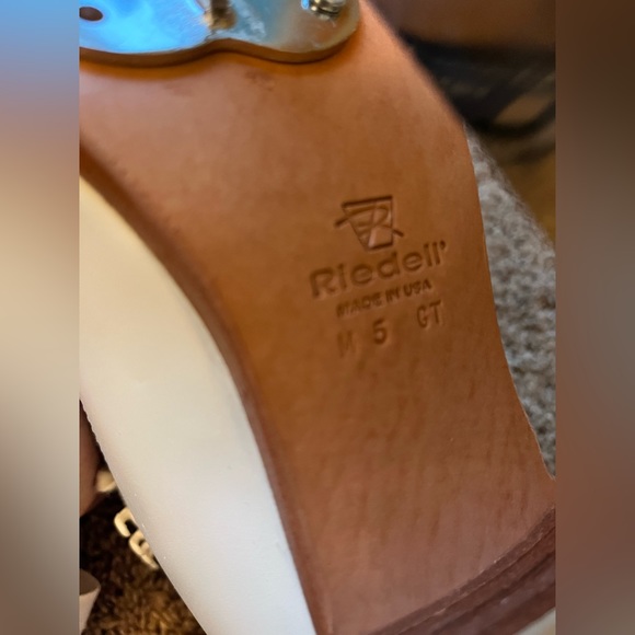 Riedell Model 292 Womens Figure Skates - Size 5, Medium Width - Picture 7 of 9